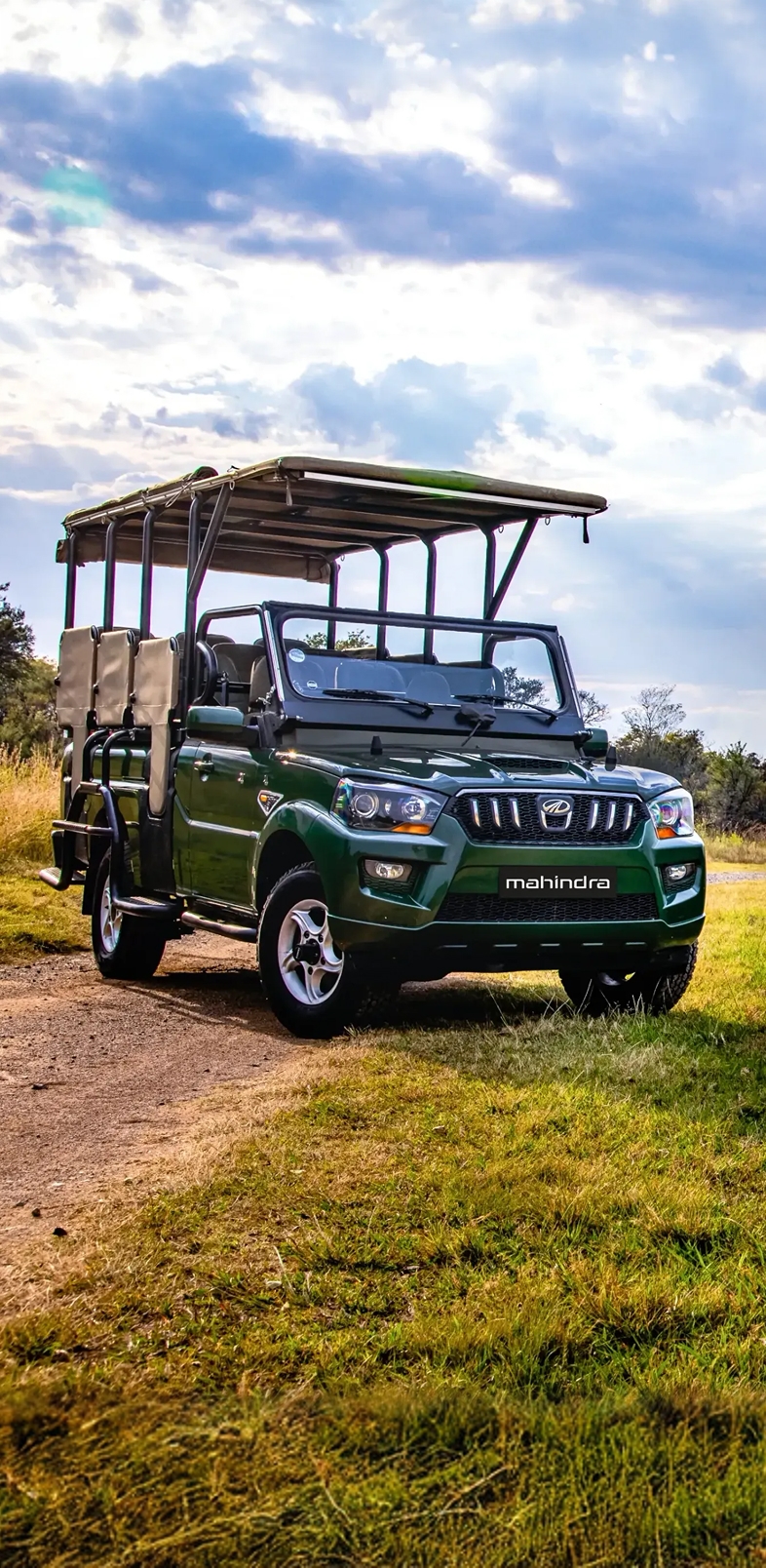 Mahindra S4 Game Viewer hero
