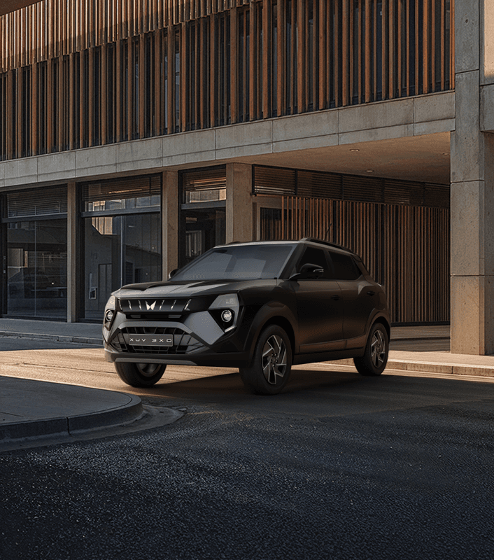 XUV 3XO Stealth Black