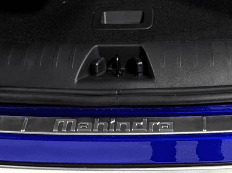 TAILGATE SCUFF PROTECTOR