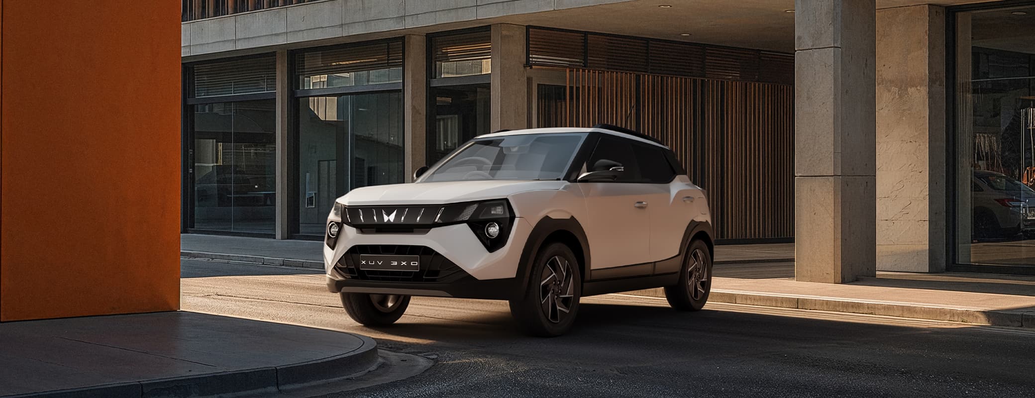 XUV 3XO Everest White