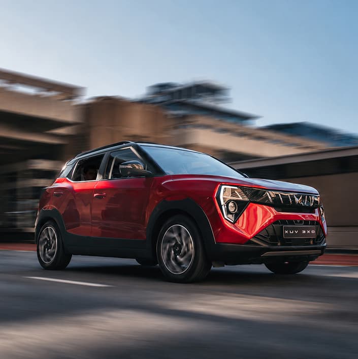 Mahindra XUV 3XO driving performance
