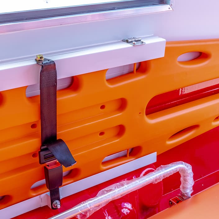 Mahindra S6 Ambulance full emergency kit