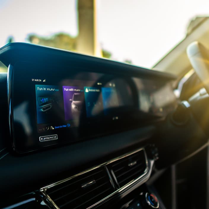 Mahindra XUV700 technology
