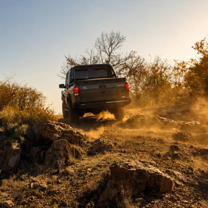 Mahindra Karoo Mist adventure specification