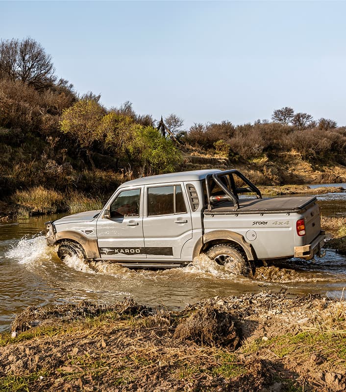 Karoo Storm — Three-quarter front